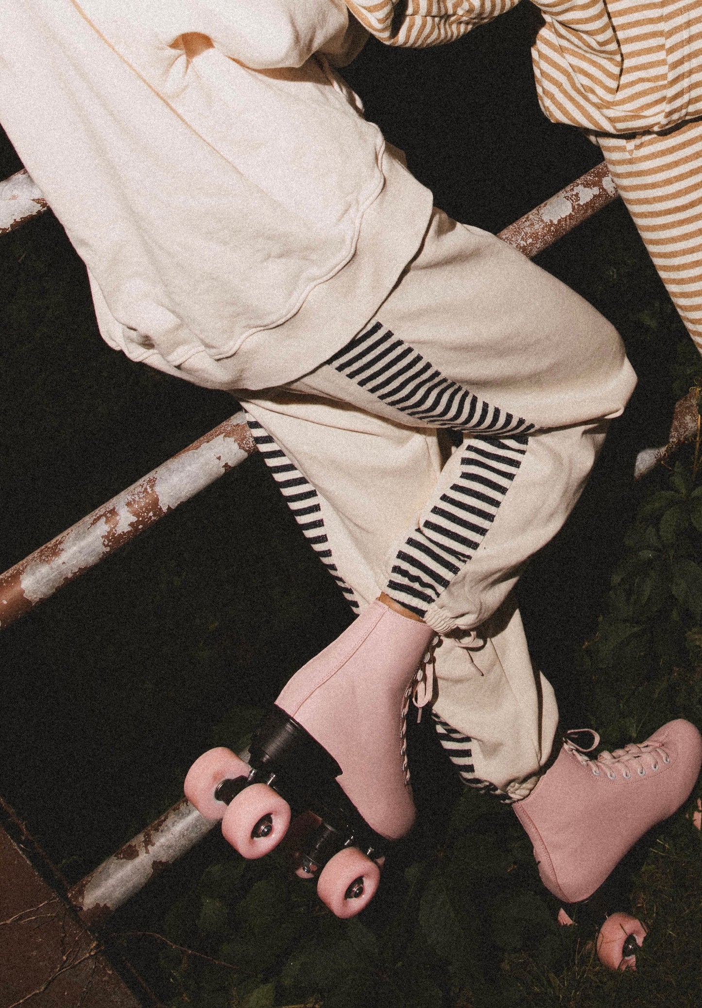 Cream Jogger