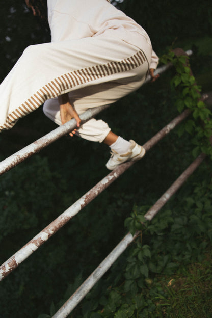Cream Jogger
