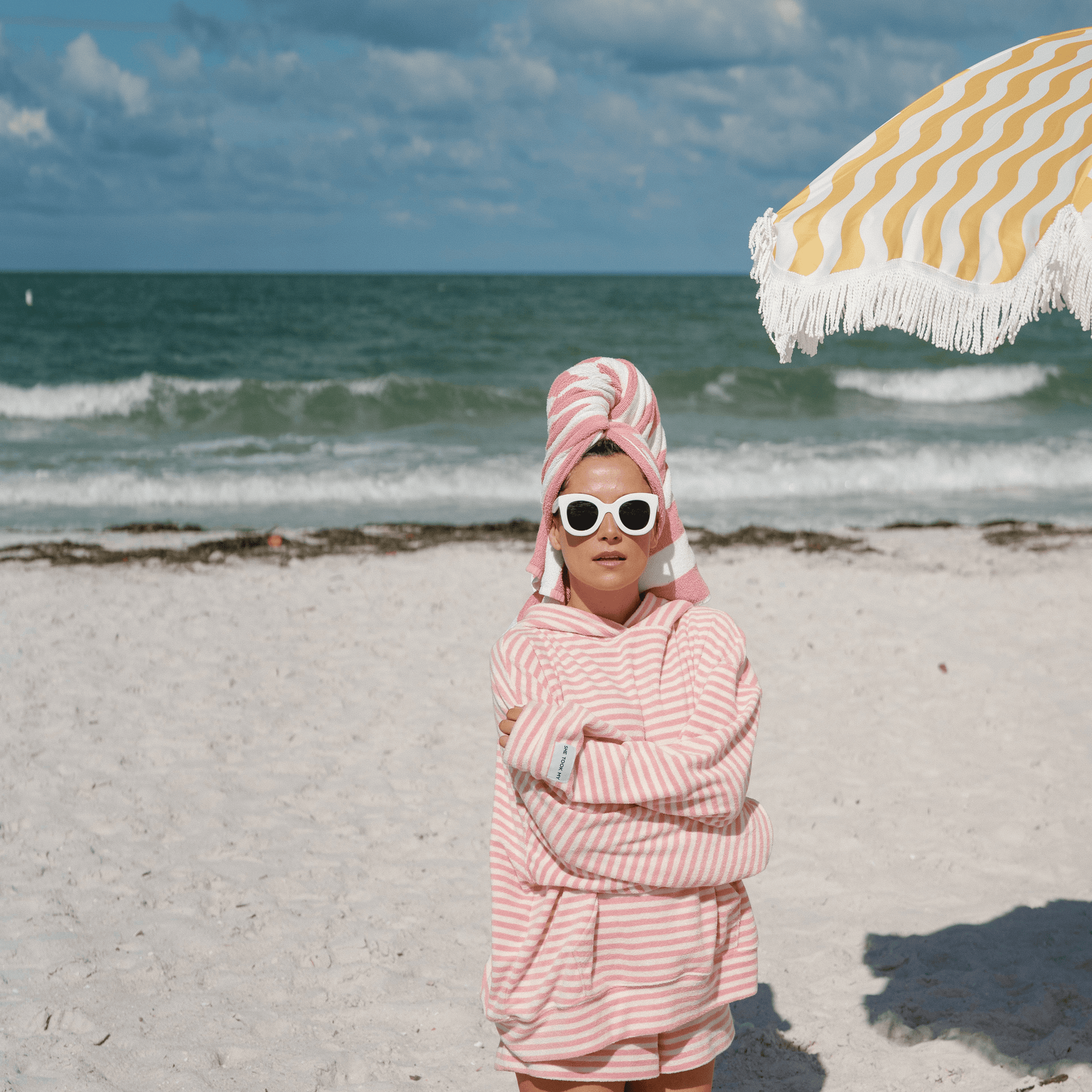 Flamingo_Hoodie